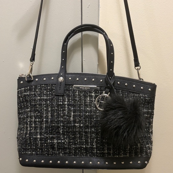 henri bendel Handbags - Henri Bendel Black Tweed Handbag with Fur Pom Pom